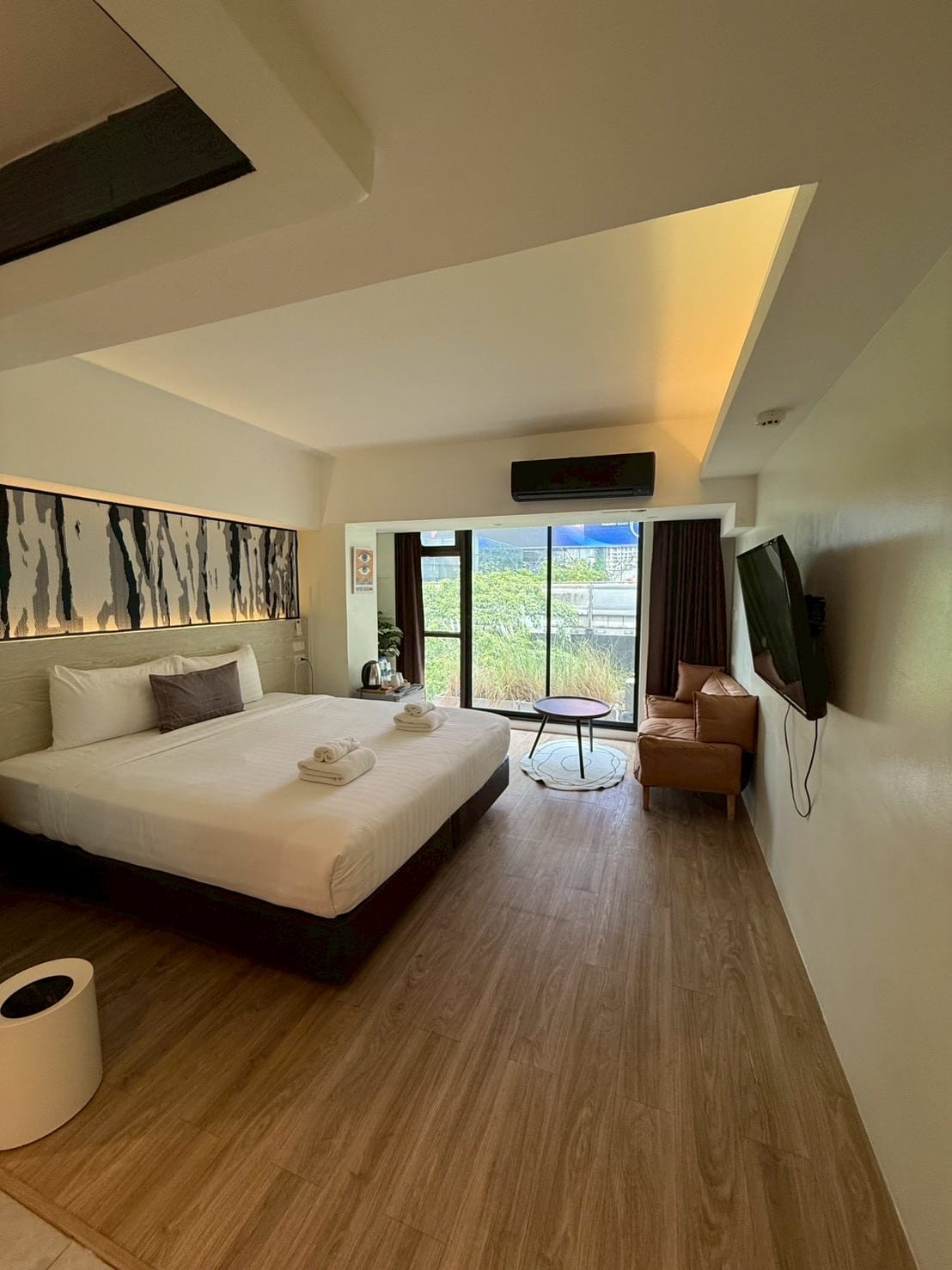 อ่างอาบน้ำ Deluxe Room - Zayn Hotel พร้อมพงษ์